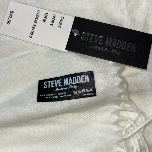NEW Steve Madden ivory scarf with fringe unisex - Picture 3 of 5